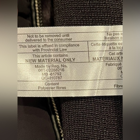 Greenlander Puffer Vest Faux Fur Hood removable Black Womens SZ. Large - Picture 5 of 16